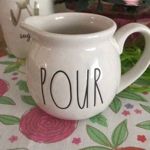 Little pour reserved for twinstars640